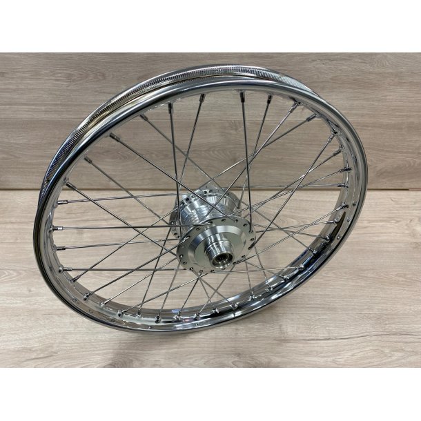 Puch Maxi Baghjul 17x1.35 Crom Eger / Faste Lejer