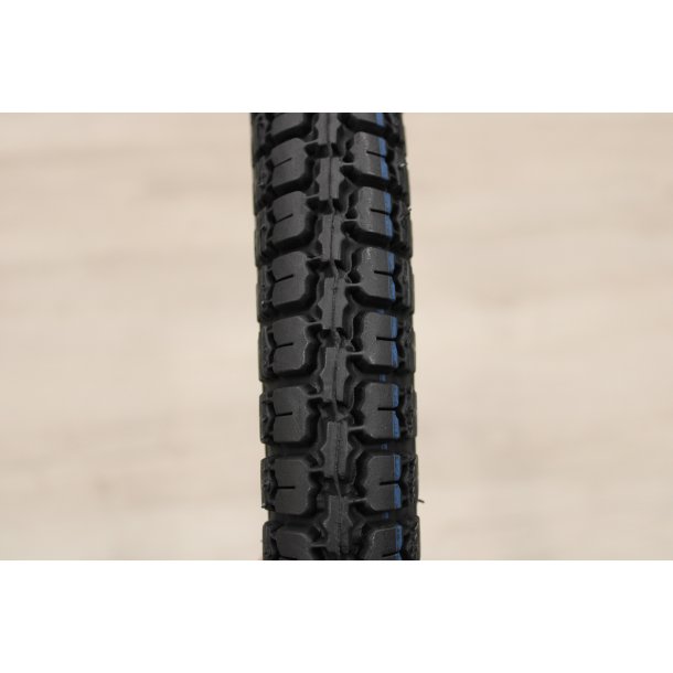 D�k 4 Lags Deestone 17x2.25